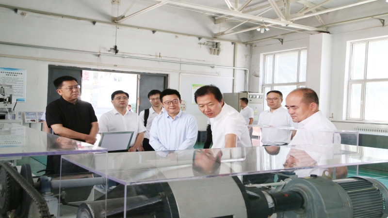 中機國際黨委書記、總經理陳蕃 前往中國農機院呼和浩特分院開展業務交流